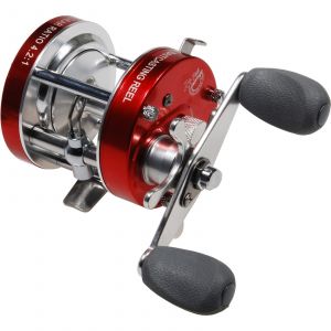 Wiggler Hurricane 40 baitcasting reel left handed red